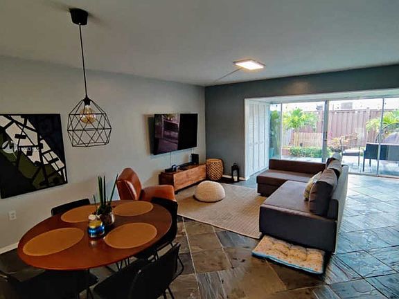 4th image of 2159 NE 122nd St #2159