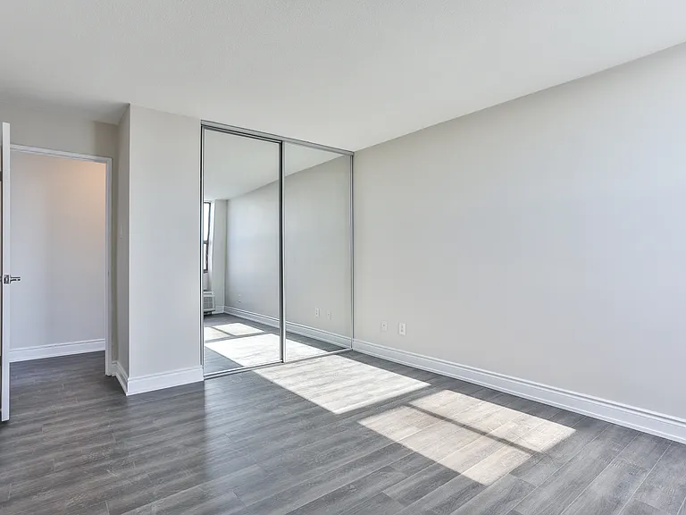 500 Duplex Ave #1606 — Photo 16