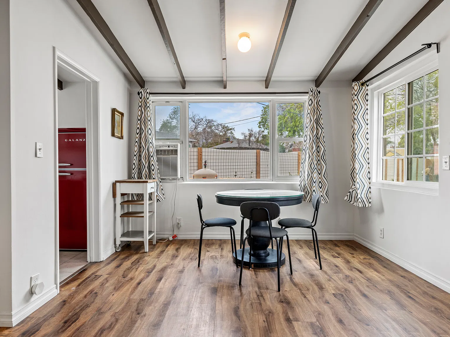 1 bed, 520 sqft, $2,995 — Photo 2