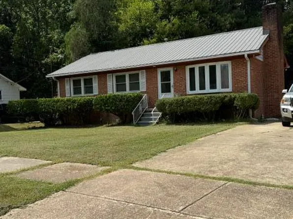 824 Cooper Rd, Raleigh, NC 27610