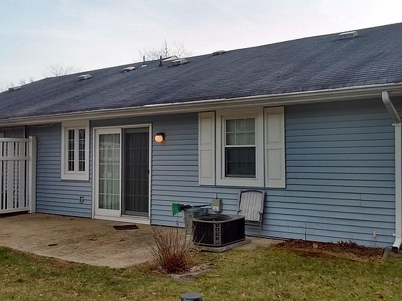 2nd image of 2A Carnation Dr #1001