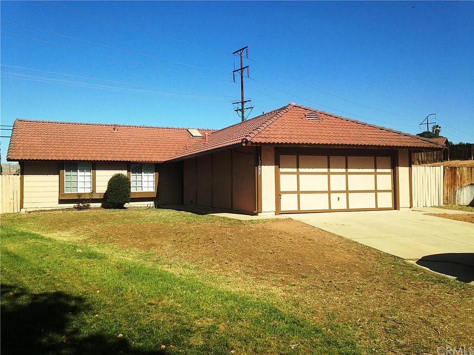 1st image of 12795 Pinebrook Ct