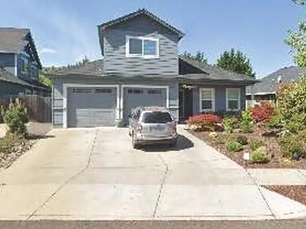 1018 Lithia Way, Talent, OR 97540