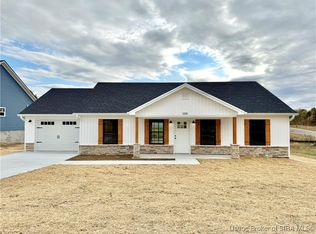 1229 Ironwood Pass Ave, Scottsburg, IN 47170