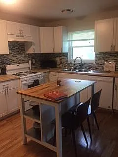 738 Myrtle St NE #7 — Photo 4