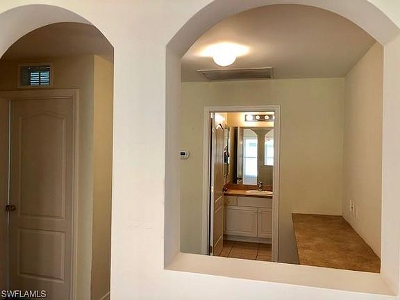 5th image of 1108 NW 9th Pl
