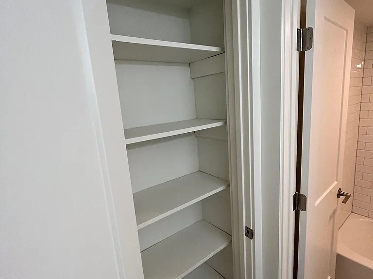2255 Saint Charles Ave #203 — Photo 10