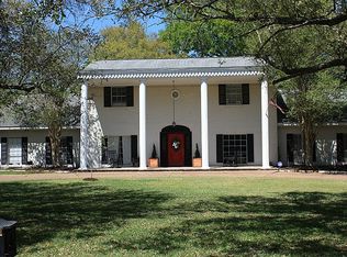 9 Colony Sq, Angleton, TX 77515