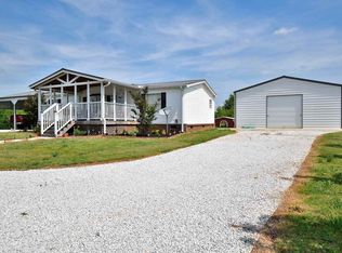 106 Cloverdale Dr, Seneca, SC 29678