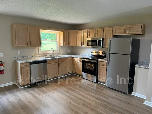 117 Rowe Ln #4 Photo 1