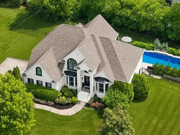 9739 Turner Ln, Brentwood, TN 37027