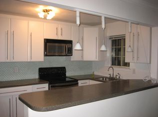 327 Fox Run Ln #327, Carmel, NY 10512