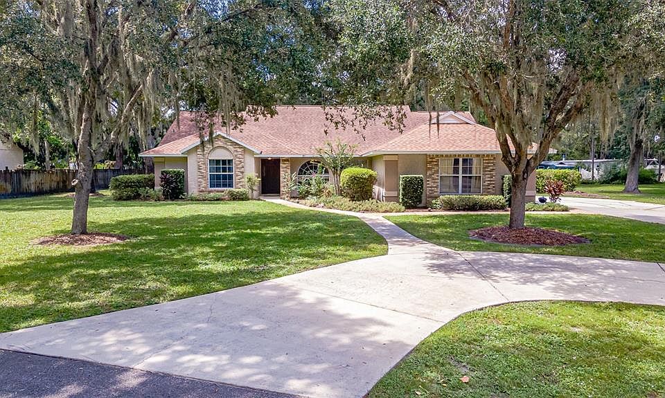 1st image of 1596 TWELVE OAKS CIRCLE