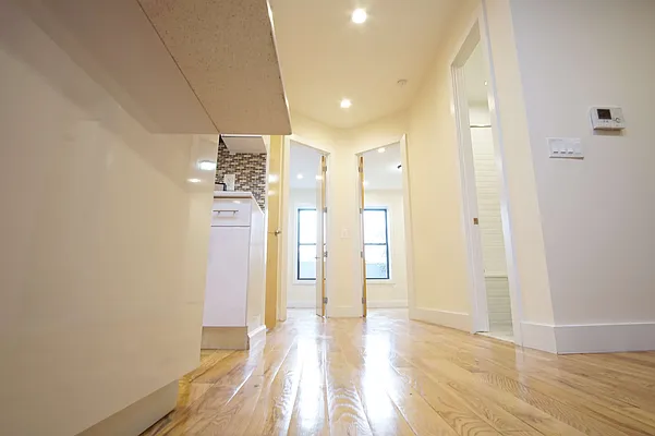 Rented by Lofts and Flats LLC | media 47