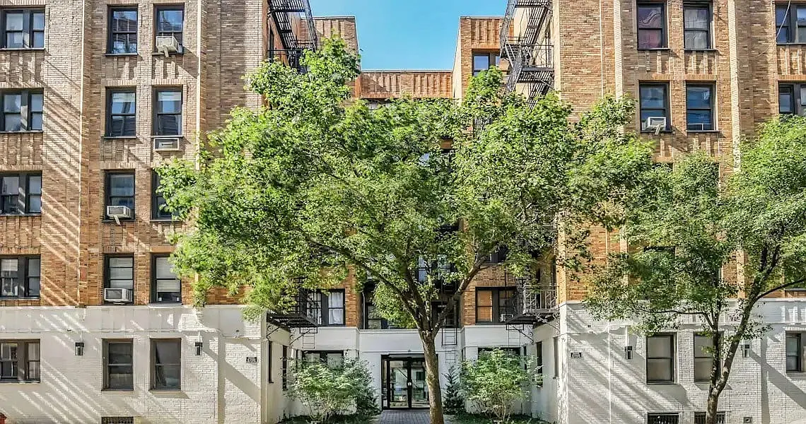 Building Photo - 225 W 23rd St #2252R