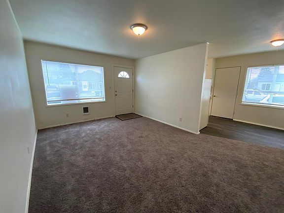 3rd image of 901 & 903 Cedar St #901