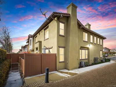 1364 Isabella Way, Vista, CA, 92084