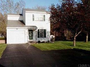 14 Cooks Ct, Waterford, NY 12188