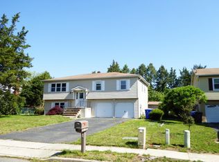 114 Walchest Dr, Toms River, NJ 08753