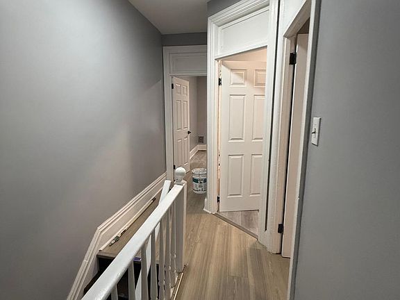 5th image of 1307 S Cameron St