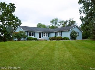 4360 Indian Camp Trl, Howell, MI 48855
