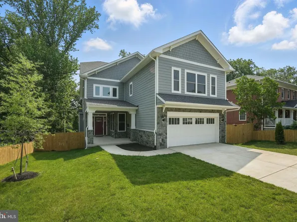 3857 Pinewood Ter, Falls Church, VA 22041