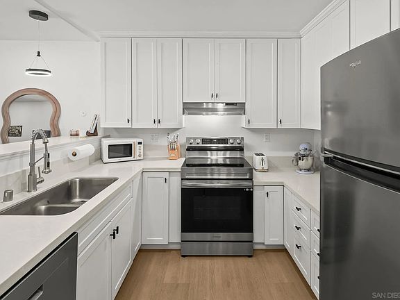 4th image of 6780 Friars Rd Unit 272