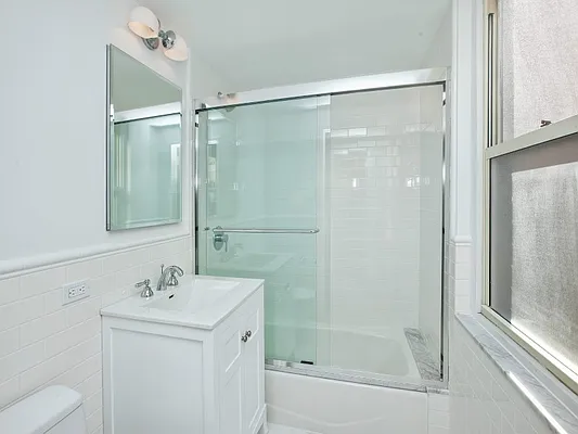 Sold by Sotheby's International Realty | media 18