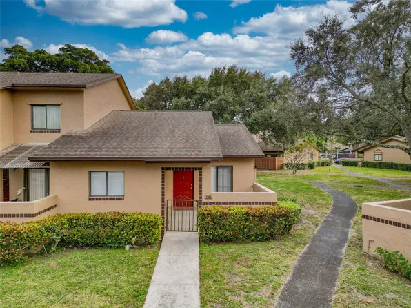 2306 NW 37th Avenue, Coconut Creek, FL 33066
