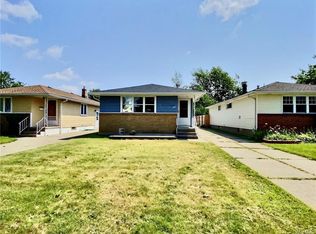 15 Delta Rd, Amherst, NY 14226