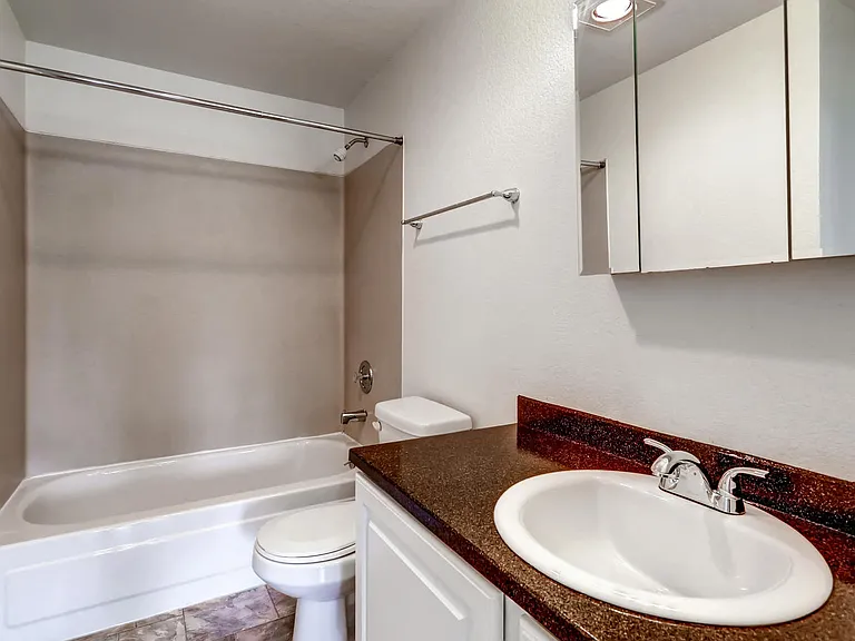 A Standard Bathroom at The Courtyard at South Station
