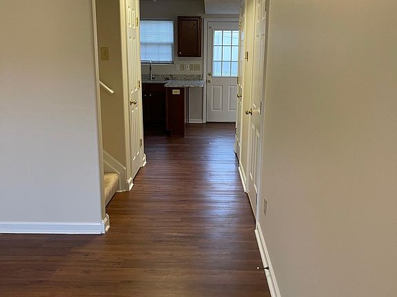 3rd image of 2915 Blairdon Cir