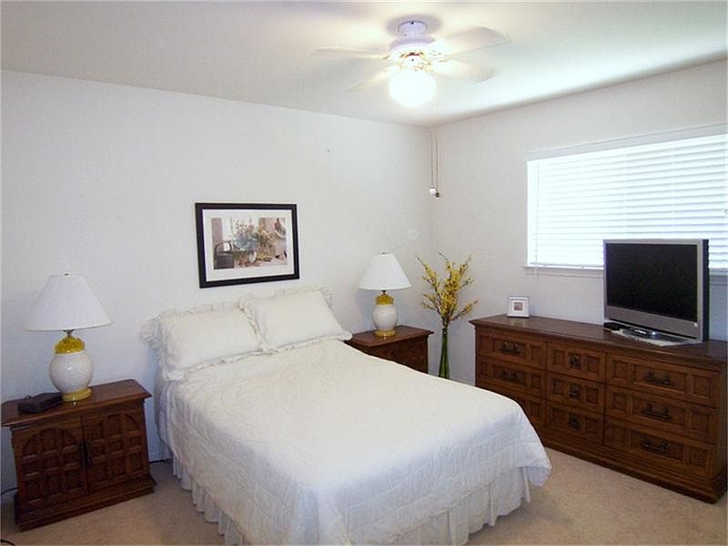 1st image of 2758 Longleaf Pines Dr