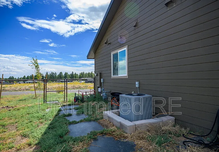 10272 Fw McClure Rd — Photo 10