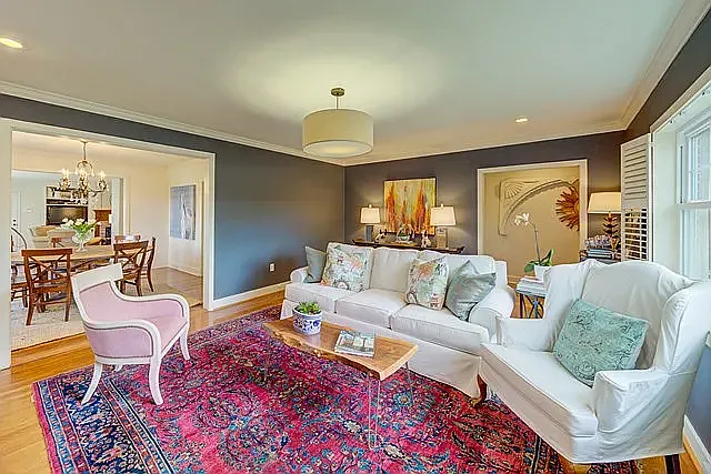 5 bed, 3894 sqft, $3,300 — Photo 3
