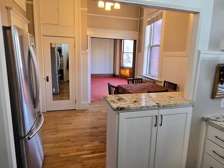 140 W Main St #1 — Photo 10