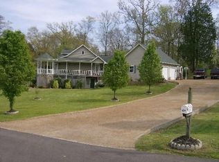 110 Old Mill Cir, Camden, TN 38320
