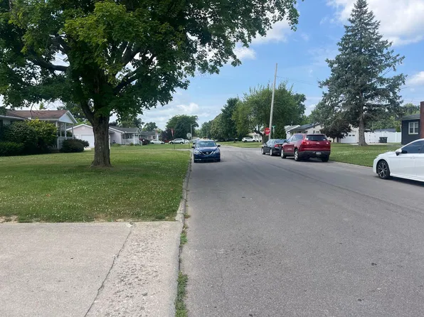 543 Warren Ave, Washington Court House, OH 43160