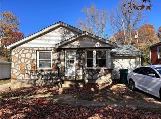 8139 Bloom Dr, Saint Louis, MO 63114