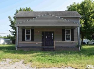 150 W Wilson St, Beckemeyer, IL 62219