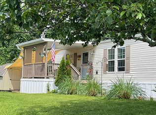 8833 Cherlee Dr, Ooltewah, TN 37363