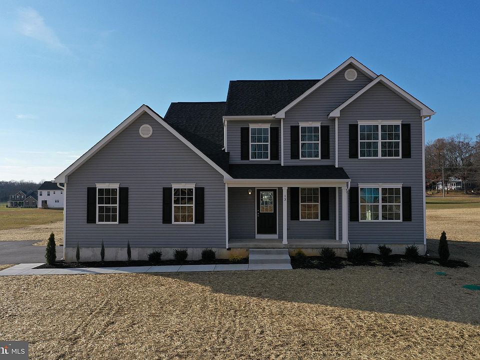 2nd image of 13 Laura Ct