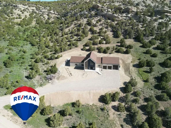 42 Owl Canyon Rd, Lander, WY 82520