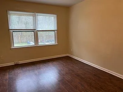 Springview Charlotte - 4608-4 — Photo 2