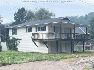 138 Jackson Way, Alum Creek, WV, 25003