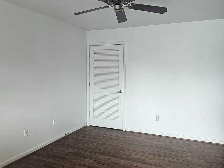 5001 Shady Villa Ct #101 — Photo 6