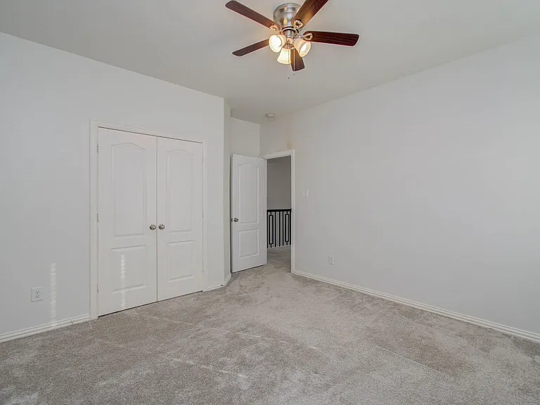 22314 Mosshall Ct — Photo 47