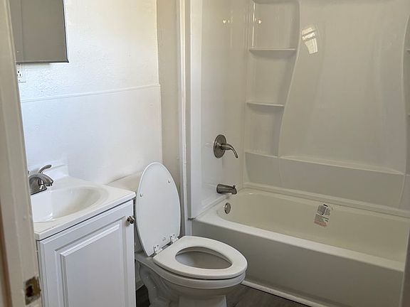 5th image of 507 Henrie St APT 3