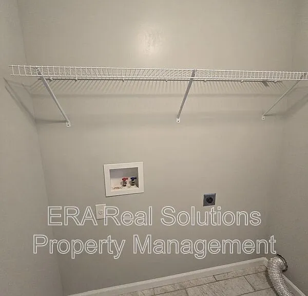 859 Reinhard Ave — Photo 18