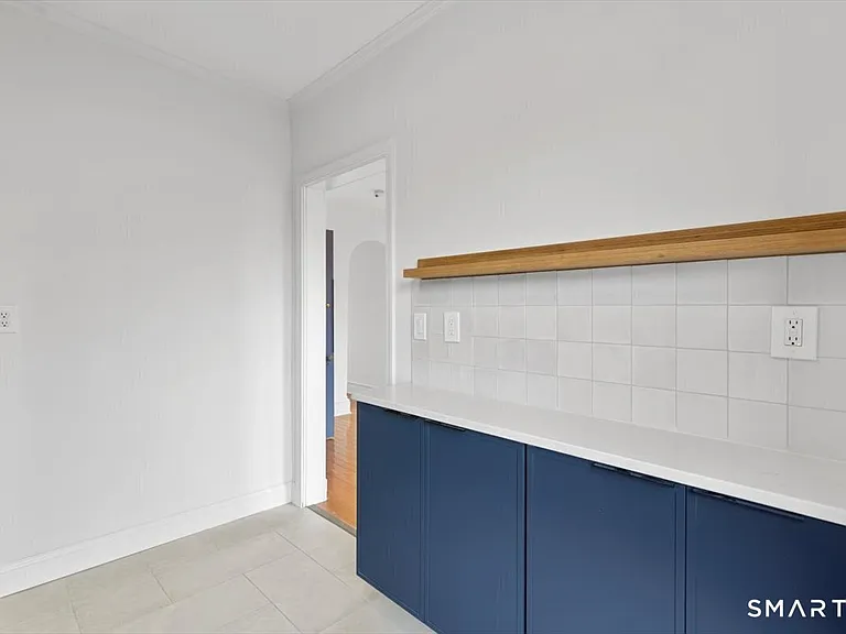 46 Trumbull St #3 — Photo 7